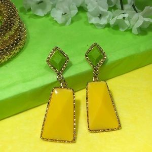 Kira Earrings💛💛